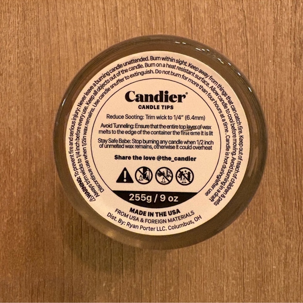 Candier Seasonal Happy Falladays Candle All Natural Soy Fall Candle BRAND NEW - Picture 6 of 9